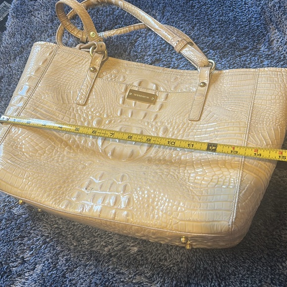 BRAHMIN White Croc Leather Large Shoulder Tote Bag - Picture 13 of 13